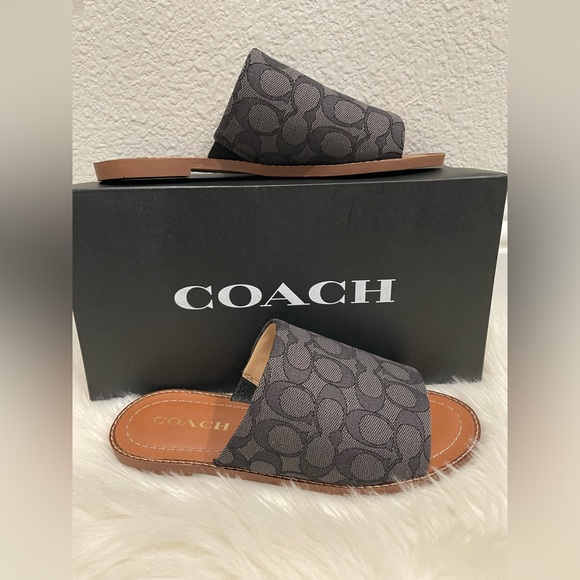 Coach Hazek signed sandal - Picture 3 of 5